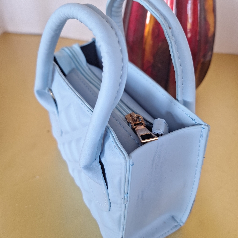 Small Easter Purse - Picture 7 of 8